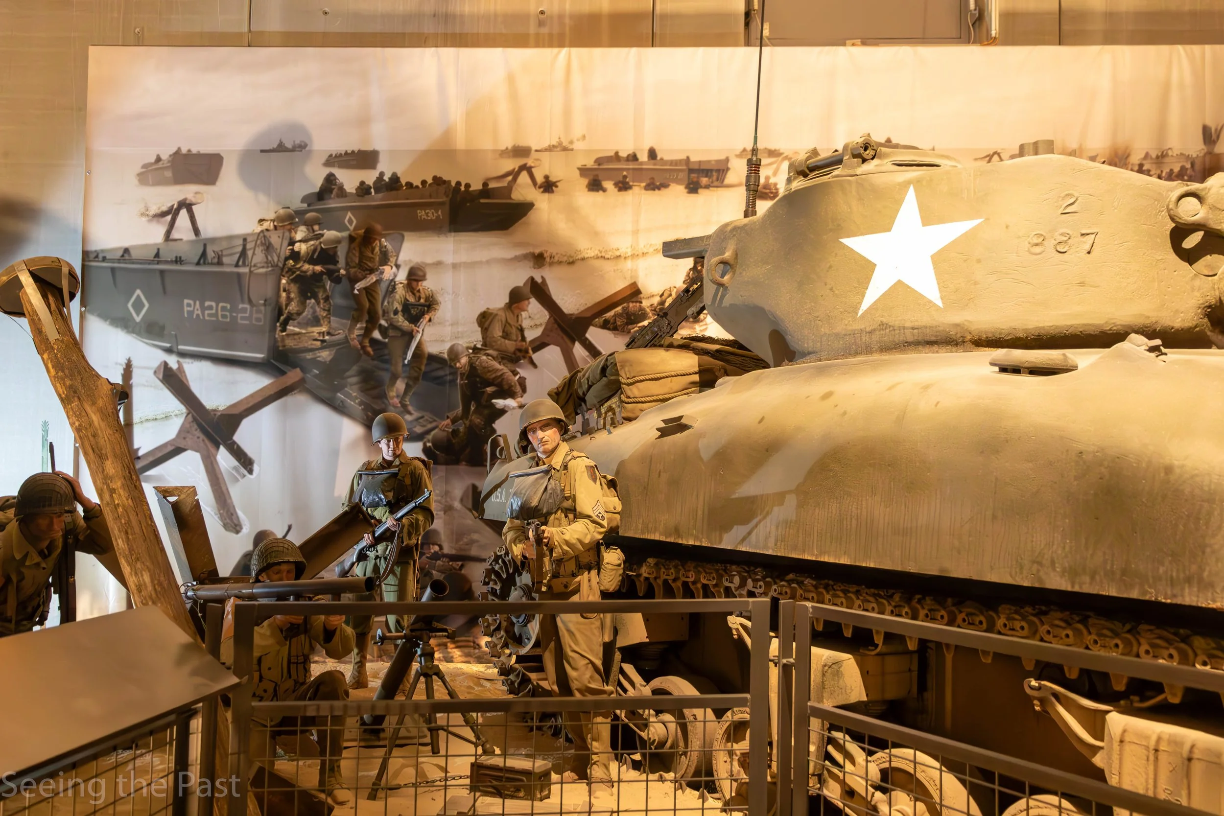 置物 out of museum ZHE-